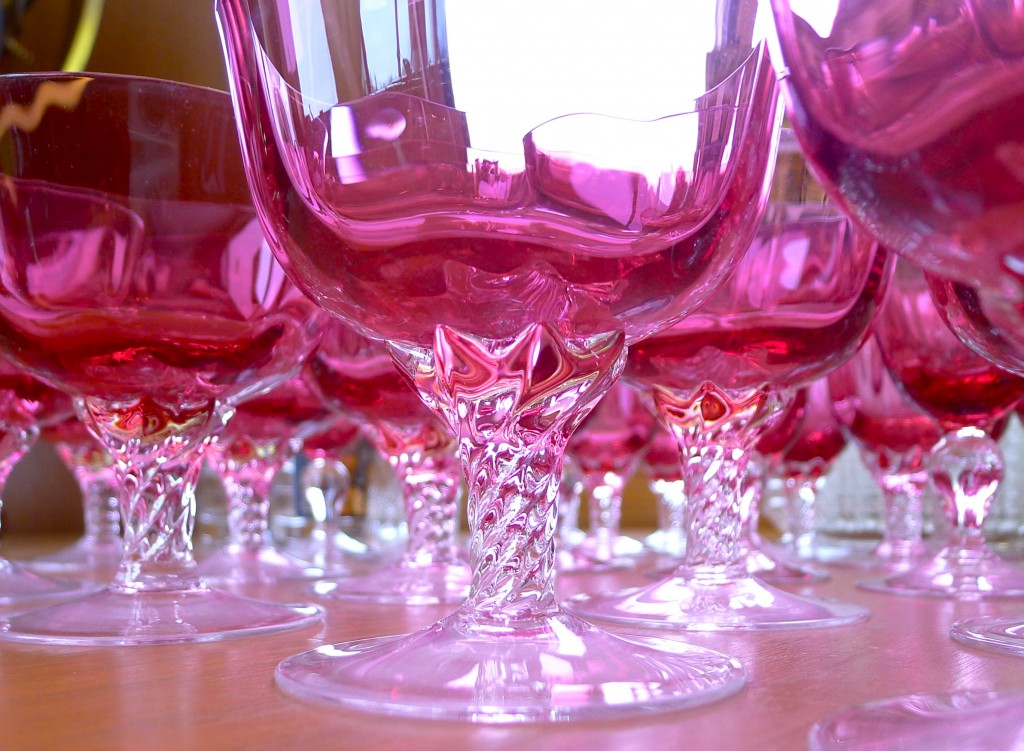 pink champagne glasses
